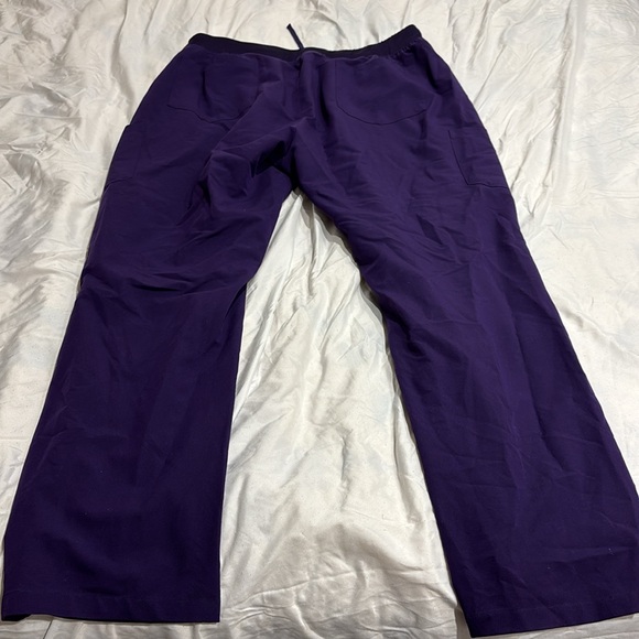 Mandala Scrub Set - Picture 7 of 7